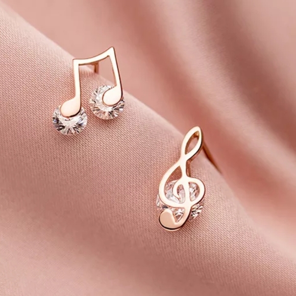 925 Silver Dainty Zircon Musical Note Treble Clef Stud - Picture 1 of 16